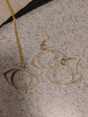 Gold Eye Outline Necklace and Earring Set - Elegant Women's Jewelry
